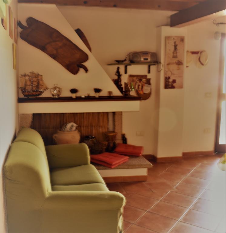 La Ginestra Hostal Orosei Exterior foto